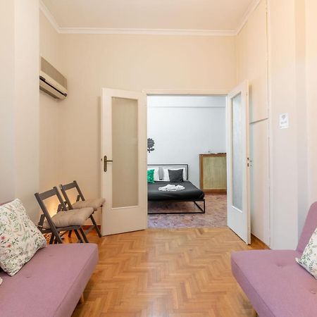 Pink Flat Exarcheia Athens Netflix Apartment Exterior photo